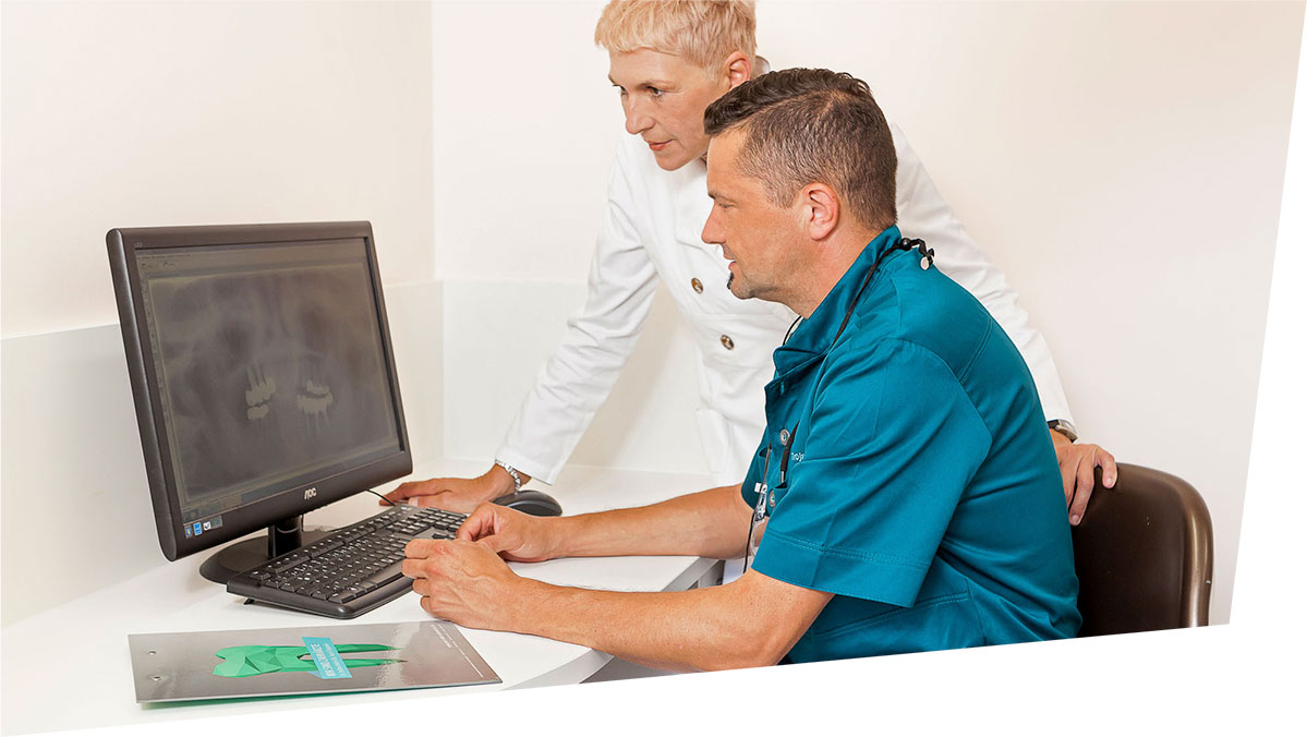 Besprechung individueller Spezialbehandlung mit medizinischem Fachpersonal